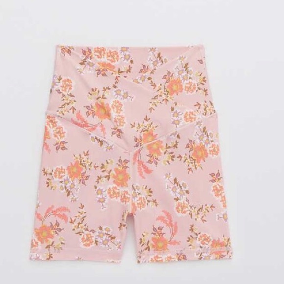 SOLD Aerie Offline Real Me Hi-Rise Pink Floral Shorties - Picture 4 of 8